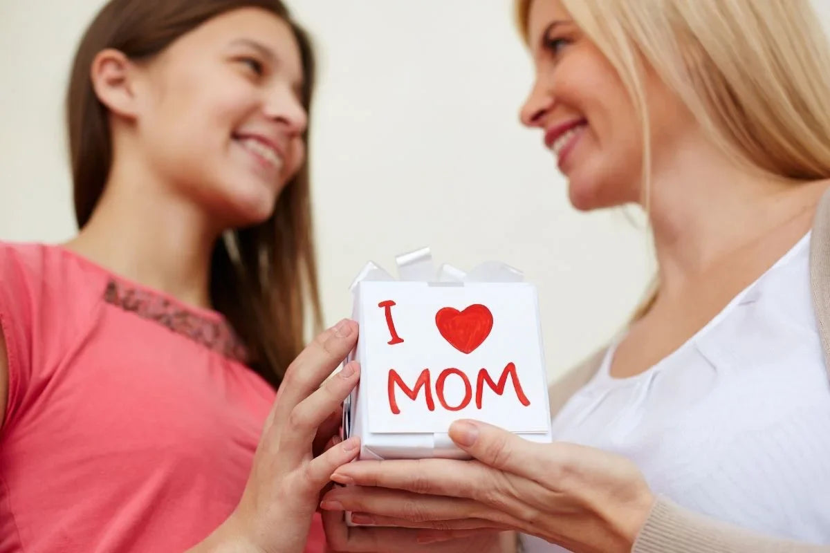 Personalized Gift Ideas for Mom