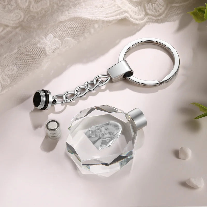 3D Crystal Photo Keyring - 3D Glass Pictures Keychain - Photo Gift for Christmas, Valentine's Day, Anniversary, Birthday, Mother's Day