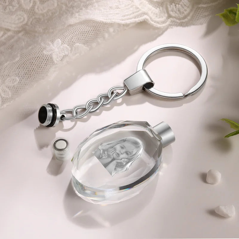 3D Crystal Photo Keyring - Personalised 3D Glass Pictures Keychain - Photo Gift for Christmas, Valentine's Day, Anniversary, Birthday, Mother's Day