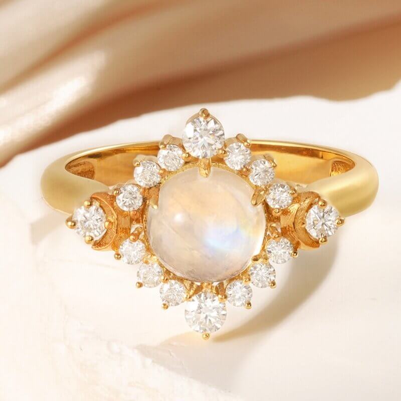 Moonstone Ring Round Shaped 14/18K Yellow Gold