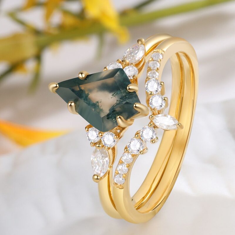 Kite Cut Moss Agate Engagement Ring Set with Moissanite 18K Yellow Gold